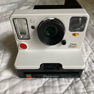 Polaroid Now Generation 2 i-Type Instant Camera